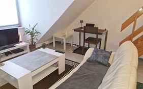 Maisonette Studio Hl